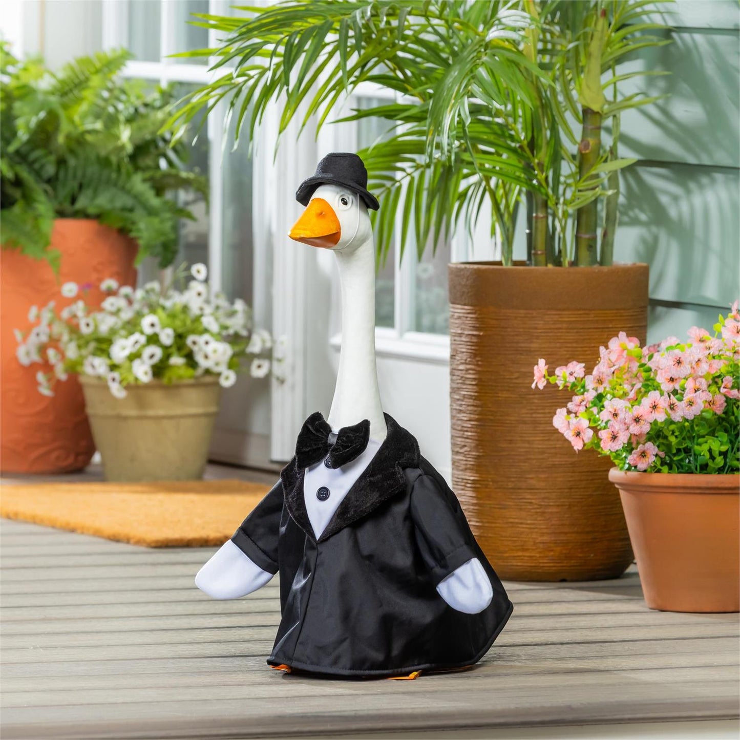 Giddy the Goose Outfit